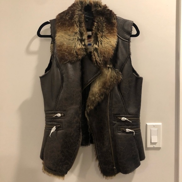 Fur faux leather vest - Picture 2 of 6